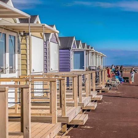 Hidden Gem W/ Parking Short Walk To Pleasure Beach Blackpool Buitenkant foto